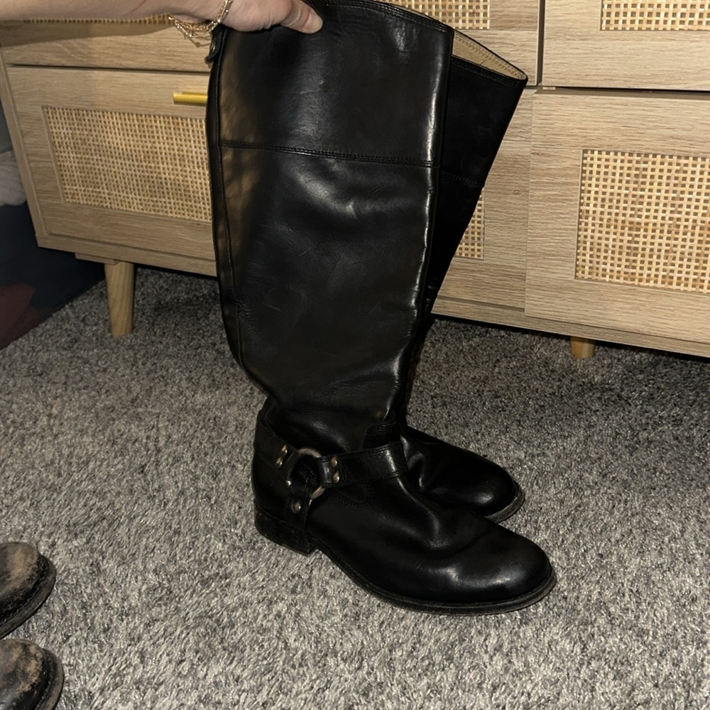 WOMENS FRYE BOOTS